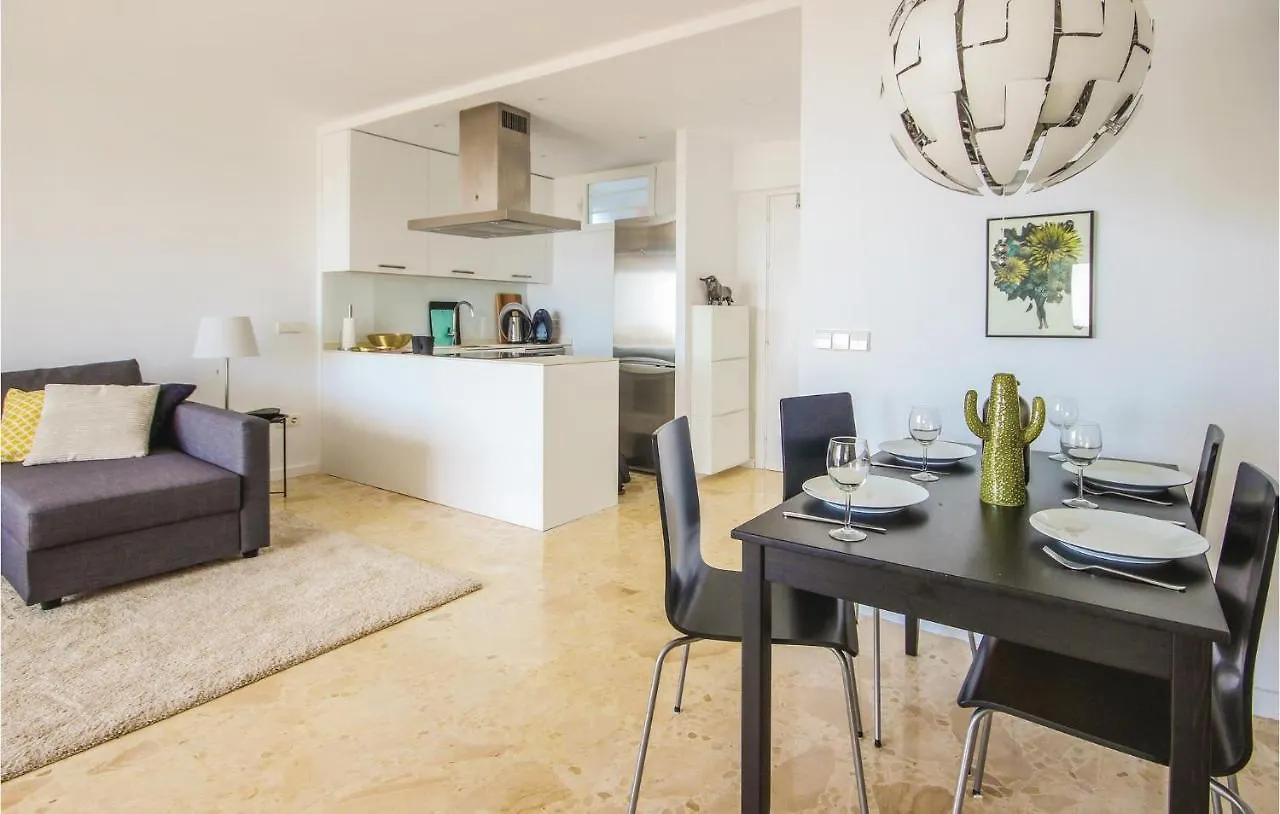 Sunny Apartment In Marbella