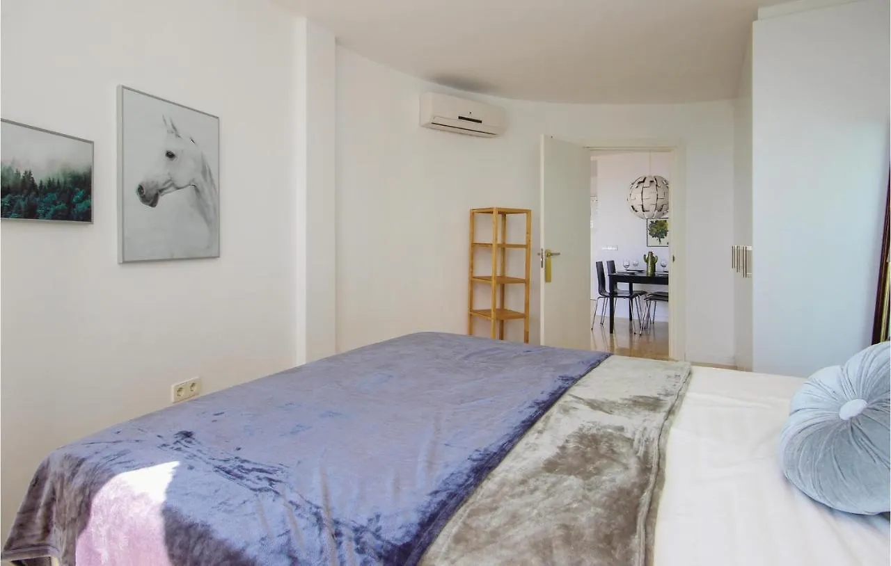 Sunny Apartment In Marbella